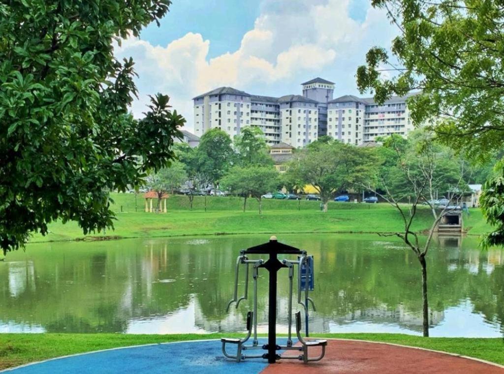 Awedee Homestay Putrajaya Eksteriør billede