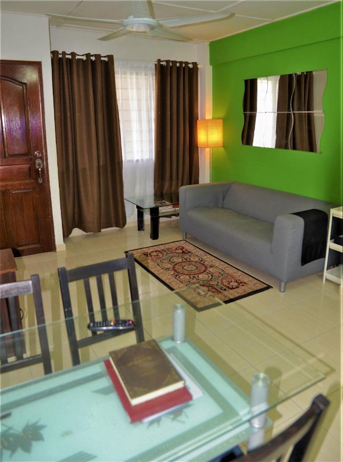 Awedee Homestay Putrajaya Eksteriør billede